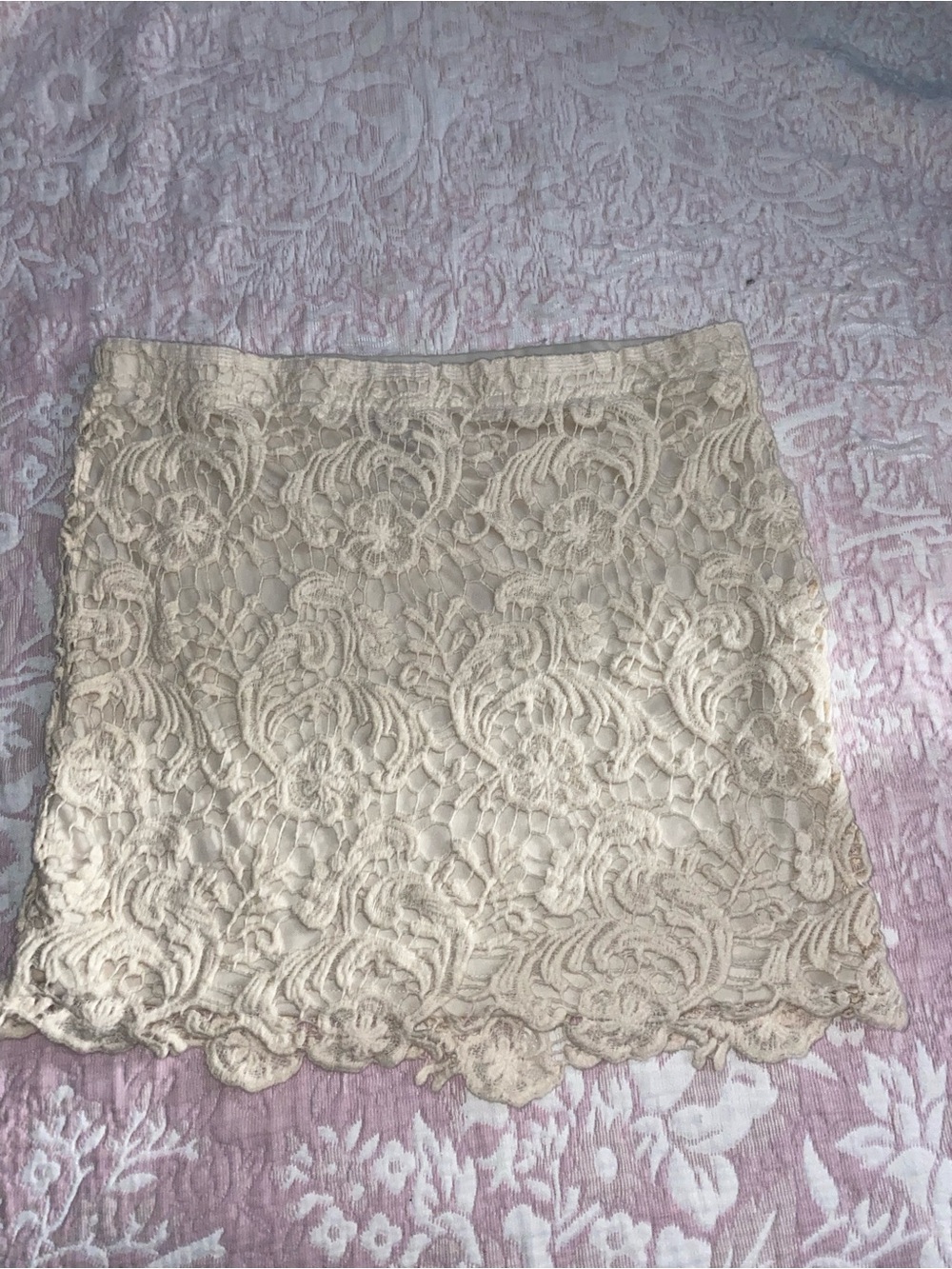 Cream ivy wet seal mini skirt